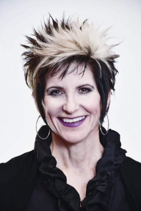 Alumna Deri Latimer on campus to talk about mental health