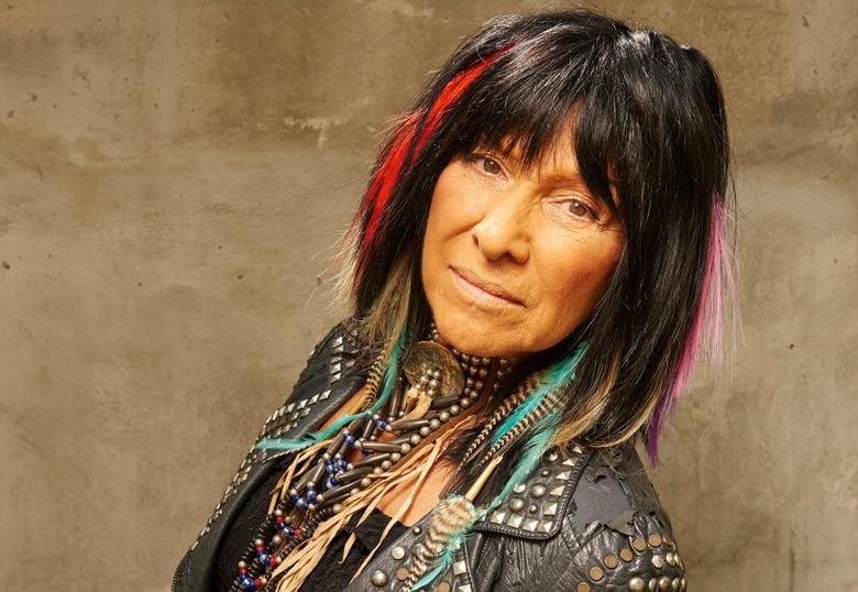 Singer-songwriter and activist Buffy Sainte-Marie to be granted honorary degree at Fall 2017 Convocation