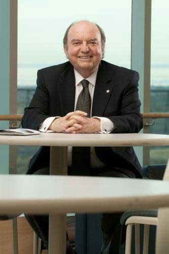 Clint Dunford to headline Management dinner