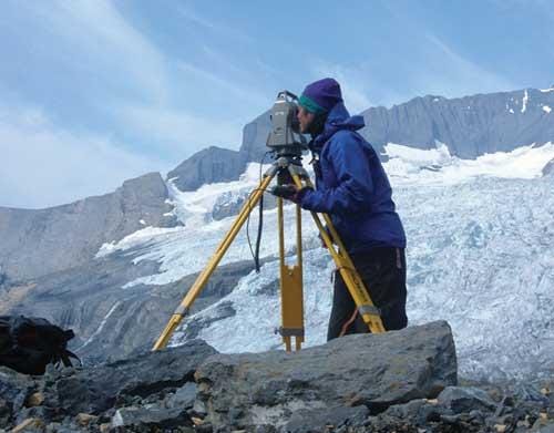 Glacial research boosted by donor support