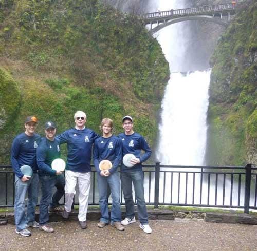 Disc golf team makes history