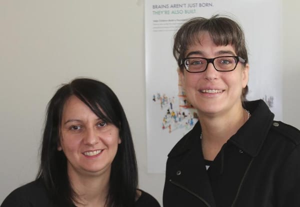 Researchers show prenatal stress influences new behavioural traits, including handedness