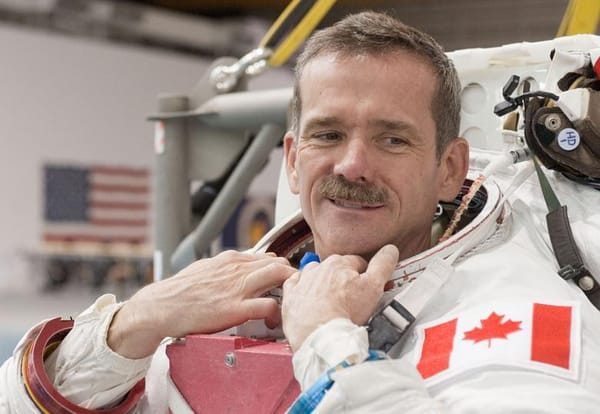 Hadfield to headline Calgary Alumni & Friends Dinner