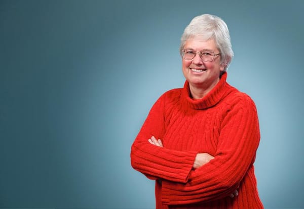 Keeping students first earns Dr. Jennifer Mather a Distinguished Teaching Award