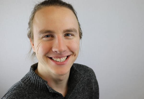 Back in class, Fender has no regrets over change in career focus