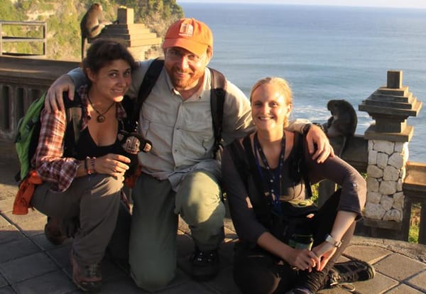 Leca research targets light-fingered Balinese macaque monkeys