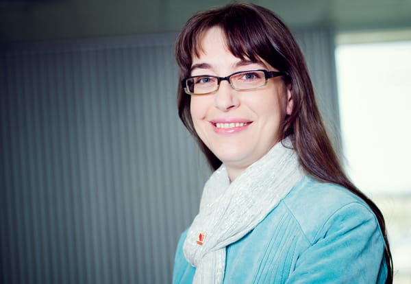 Influential neuroscientist, Dr. Gerlinde Metz, earns Speaker Research Award